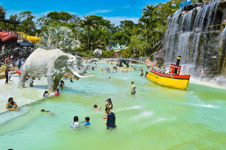 Tour to the Hacienda Nápoles Theme Park