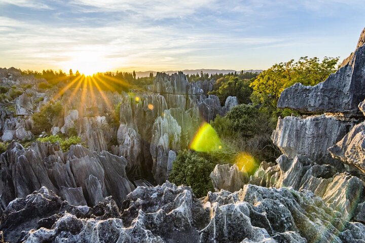Private day tour to Kunming Stone Forest and Jiuxiang &lunch
