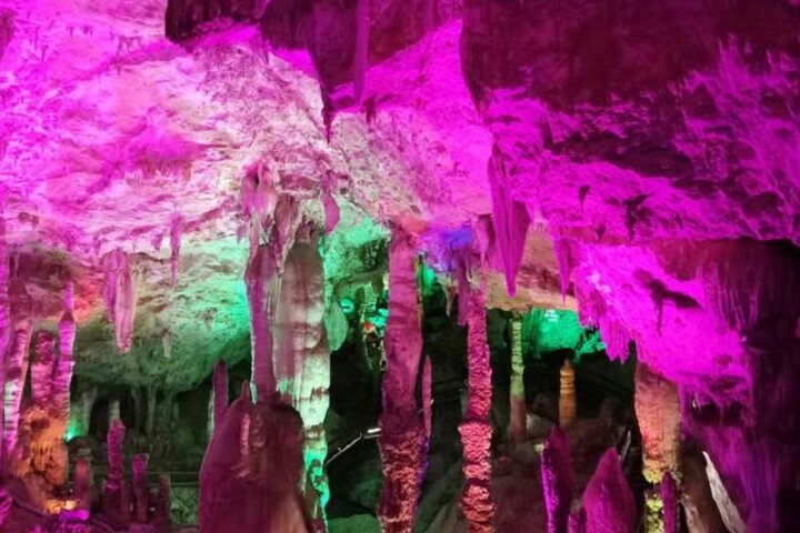 Private day tour to Kunming Stone Forest and Jiuxiang &lunch