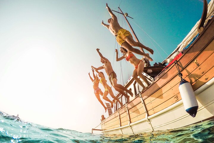 Capri Island Boat Tour with Snorkeling & Free Time | Small Group