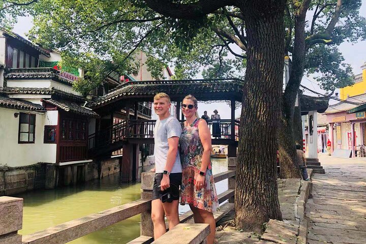 Shanghai: All Inclusive 2-Day Private Tour with Watertown