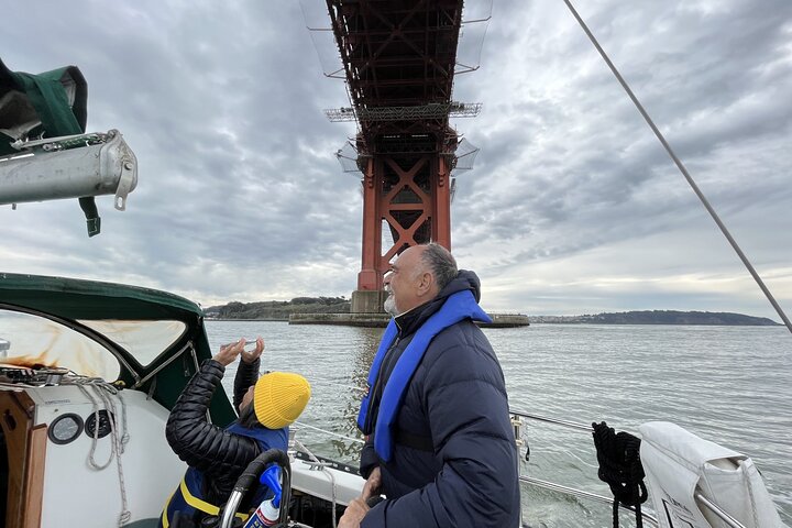 2hr. PRIVATE Sailing Experience on San Francisco Bay (6 Guests)