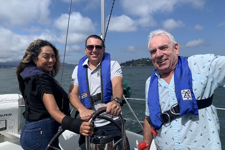 2hr. PRIVATE Sailing Experience on San Francisco Bay (6 Guests)