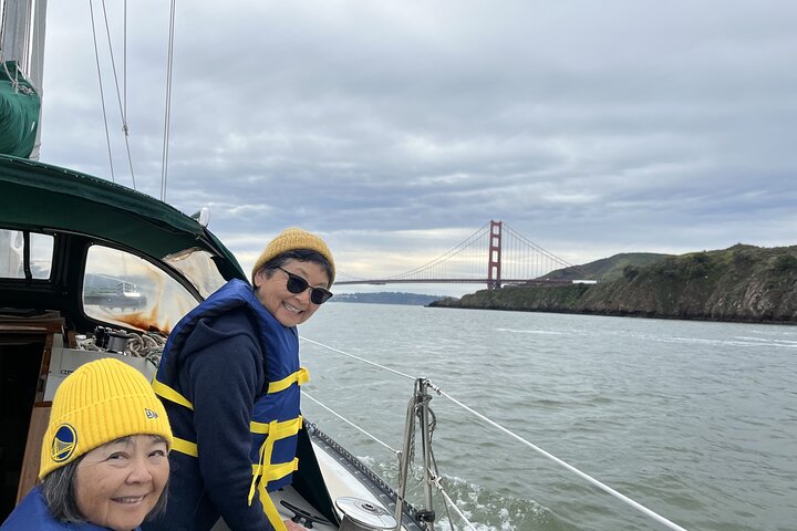 2hr. PRIVATE Sailing Experience on San Francisco Bay (6 Guests)