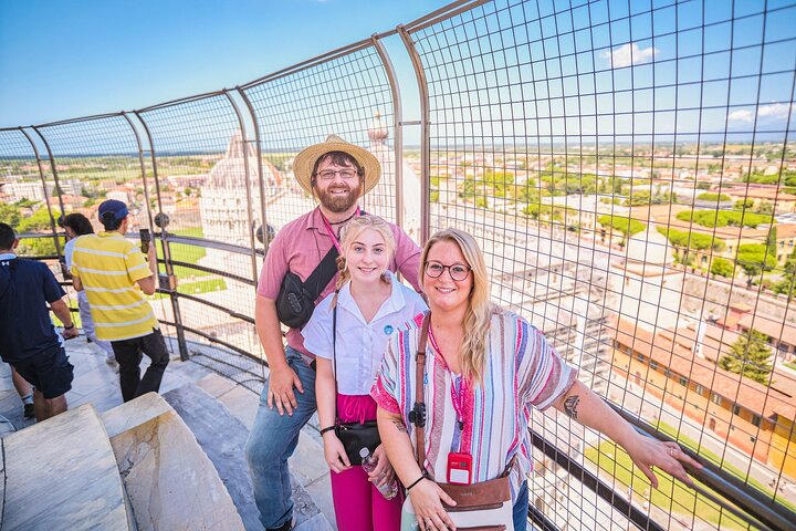 Full-Day Pisa and Lucca Day Trip from Montecatini