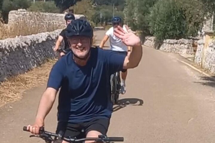 Tour Ebike Trulli Alberobello e Locorotondo