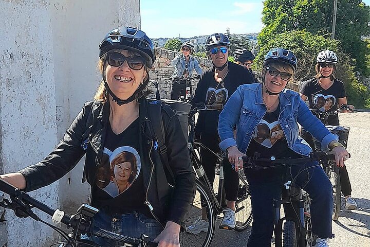 Tour Ebike Trulli Alberobello e Locorotondo