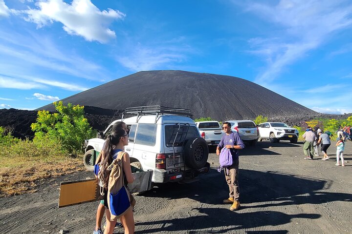 From Managua : León, Sandboarding Cerro Negro + Cathedral UNESCO