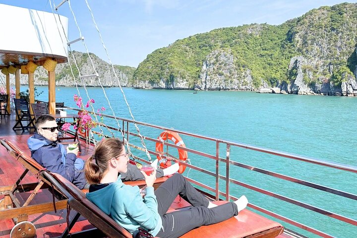 2 Days 1 Night on Lan Ha Bay at Daiichi Boutique Cruise