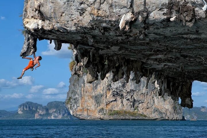 2 Days 1 Night on Lan Ha Bay at Daiichi Boutique Cruise