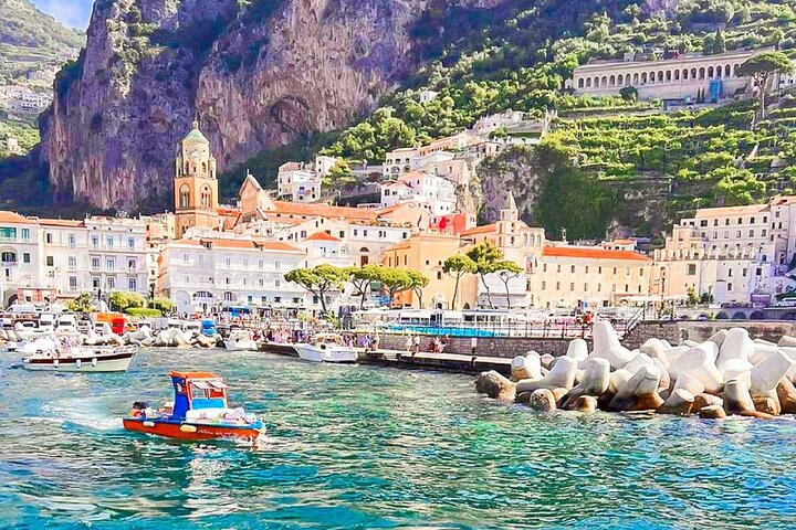 Private 40hp Boat Tour of the Amalfi Coast and Positano