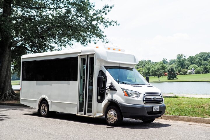 Offbeat History Tour of Richmond on a bus