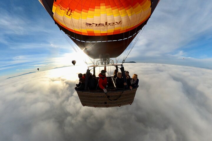 Teotihuacan Hot Air Balloon Flight from Mexico City / Volare
