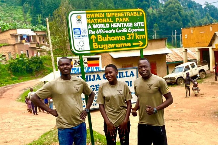 3 Day Private Gorilla and Safari Tour in Uganda