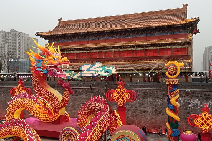 Customized Private Day Tour:Terracotta Army&Xi'an(Entry fee excl)