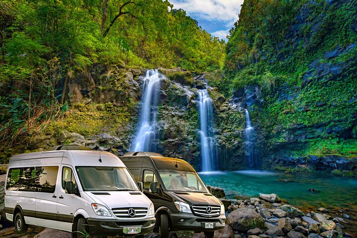 Maui: Famous Road to Hana Waterfalls and Lunch by Mercedes Van