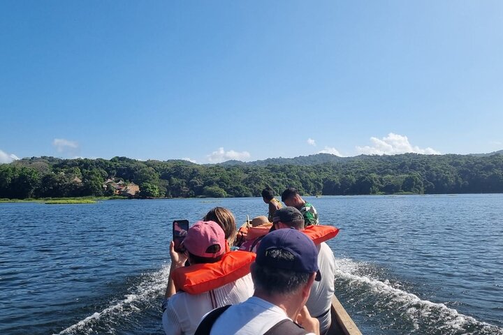 Panama City: Cultural Tour at Embera Indigenous Village