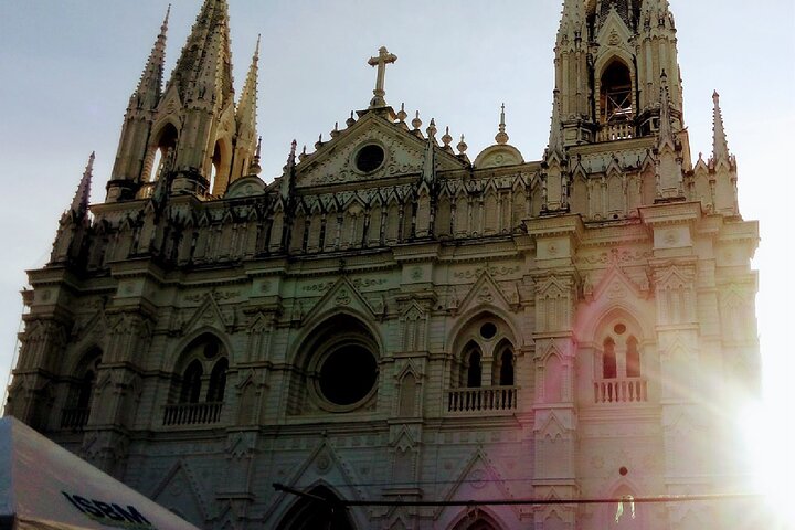 Santa Ana Walking Tour: Explore Top Sights & Hidden Gems
