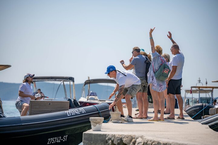Blue Cave, Hvar & 5 Islands Speedboat Adventure From Split