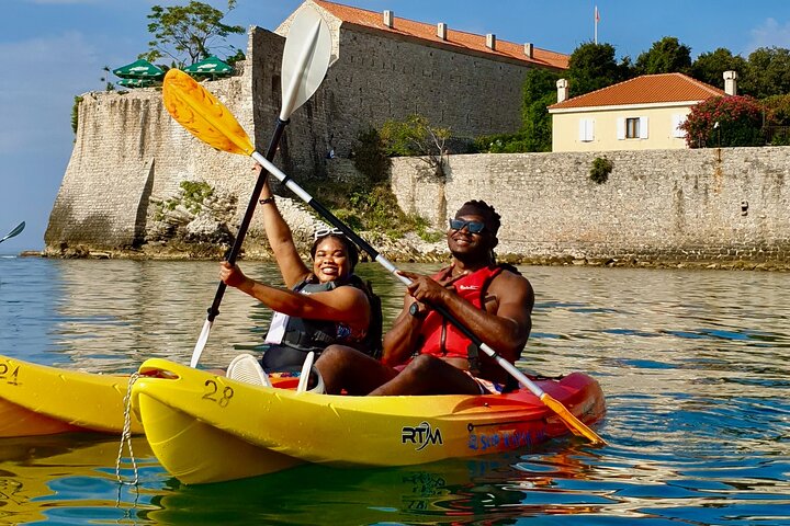 Budva Bay: Kayak & SUP Tour to Coastal Caves