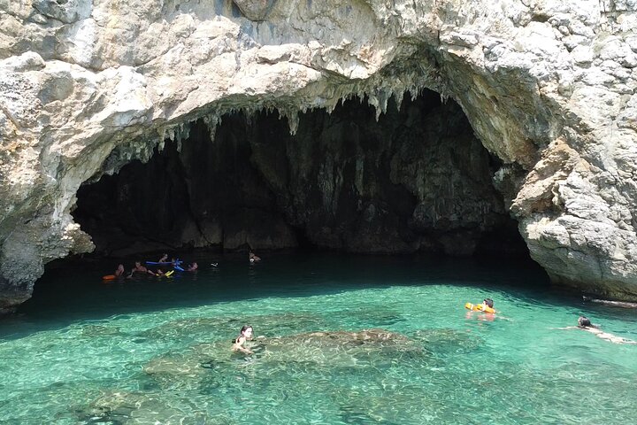Private VIP Tour at Blue Grotto