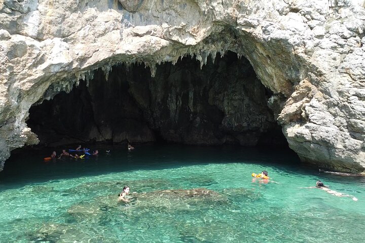 Tour - Mini Cruise at the Blue Grotto
