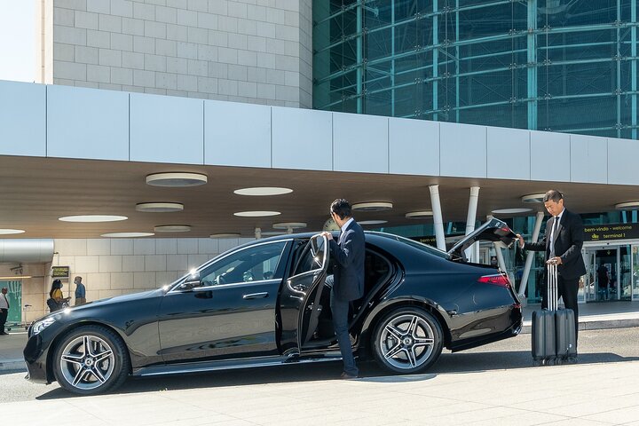 Lisbon Airport Private Transfer to Faro | Portimão | Lagos