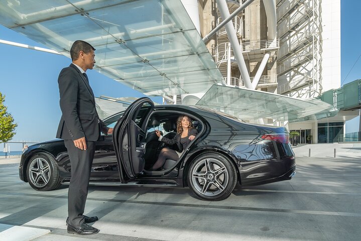 Lisbon Airport Private Transfer to Faro | Portimão | Lagos