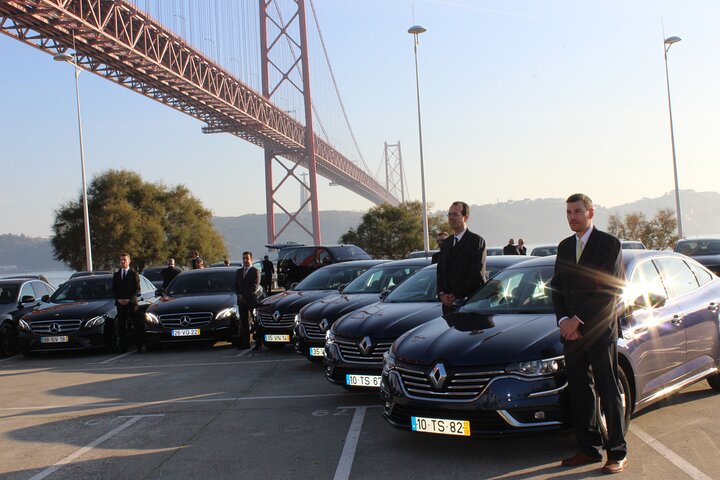 Lisbon Airport Private Transfer to Faro | Portimão | Lagos