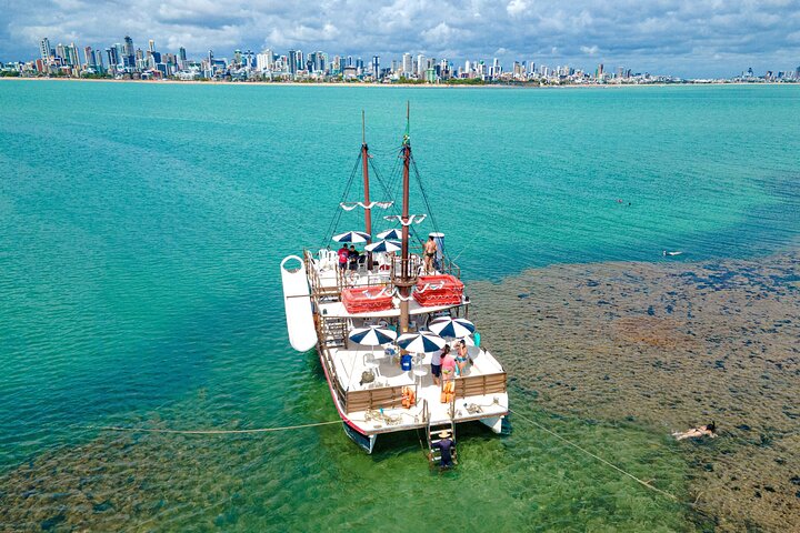 Natural Pools of Picãozinho Pirate Vessel
