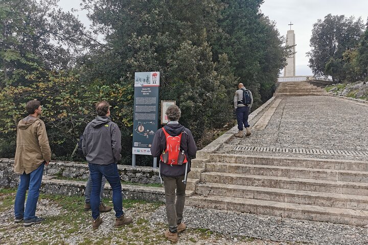 Footprints on the Battlefield Trails of Monte Cassino