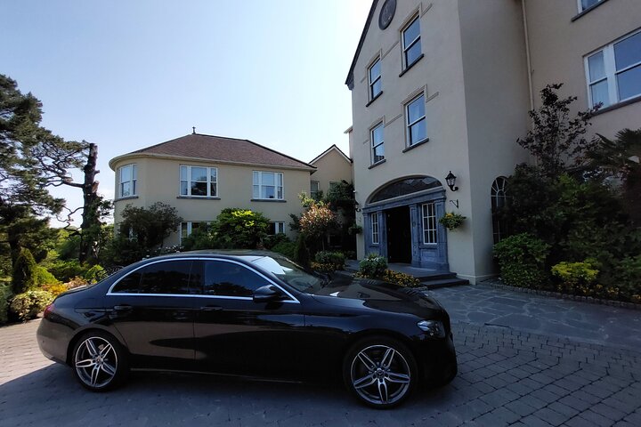 Sheen Falls Lodge Kenmare to Dublin Airport Premium Car Service