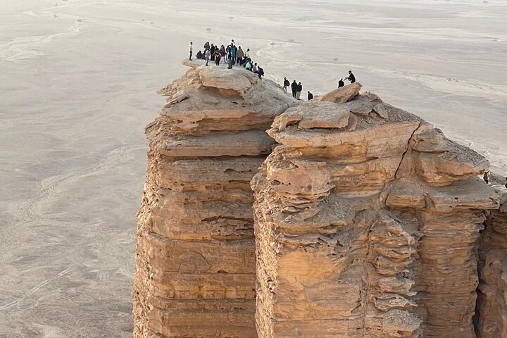 Edge of the World Riyadh Tour with Camel Ride, Bat Cave & Dinner