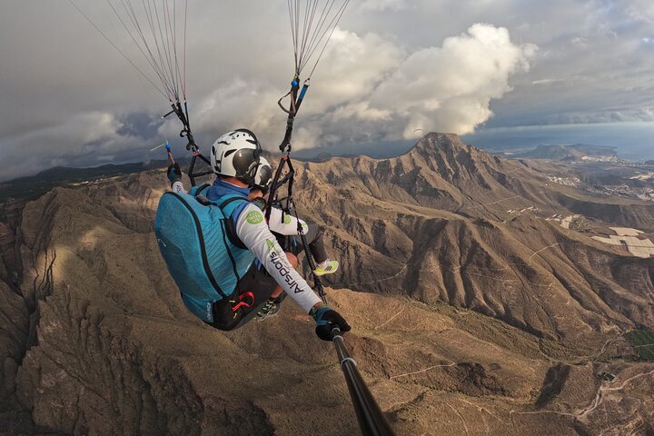 Bronze Tandem Paragliding Flight in South Tenerife with Pick-up