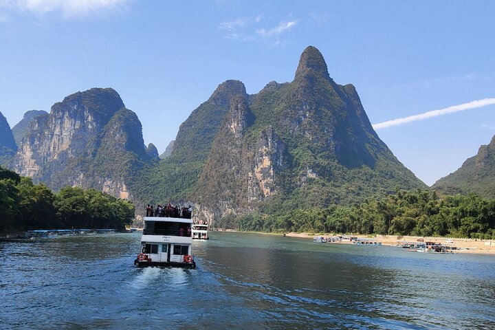Gullin: Li River Cruise with Pickup and Yangshuo