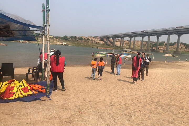 Full-Day Tour to Alligator Eco Park in Morena from Gwalior