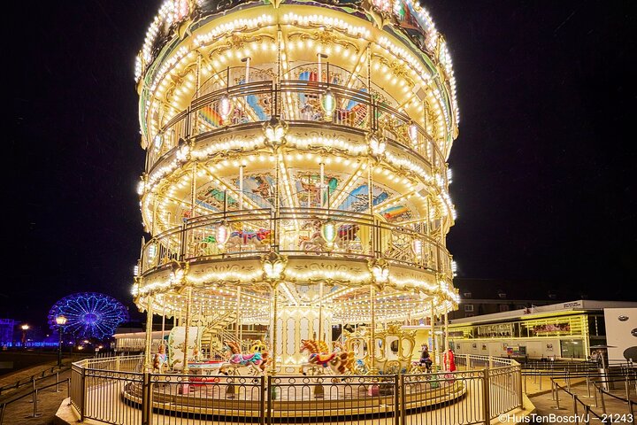 Huis Ten Bosch Full Day Bus Tour From Hakata