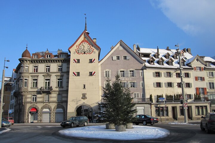 Private fantastic tour through the old town of Chur