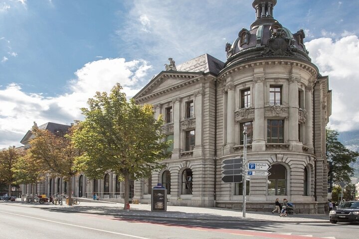 Private fantastic tour through the old town of Chur