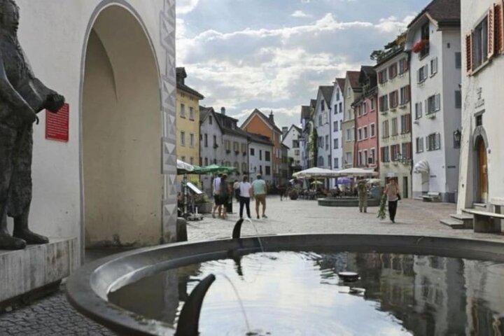 Private fantastic tour through the old town of Chur