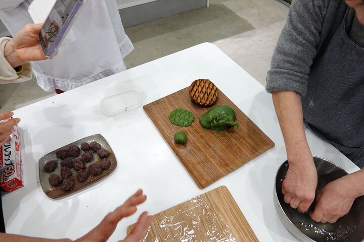 Artist Pottery and Cooking Class in the Old Streets of Mt. Hiei