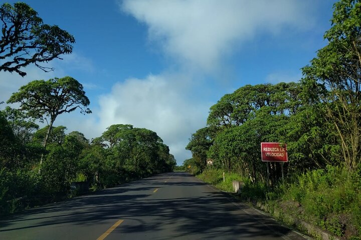 6 Days Galapagos Island Hopping Tour