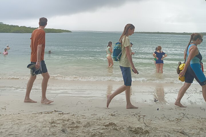 6 Days Galapagos Island Hopping Tour
