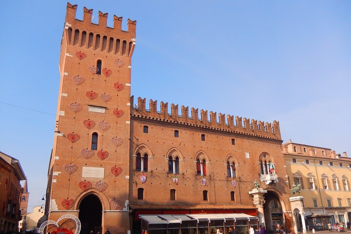 Ferrara City Center Private Walking Tour with a Local Guide