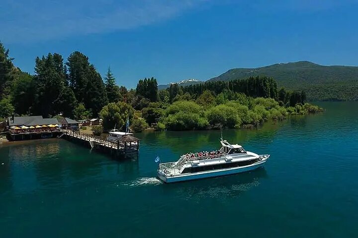 Hua Hum Boat Tour on Lakes Lacar & Nonthue