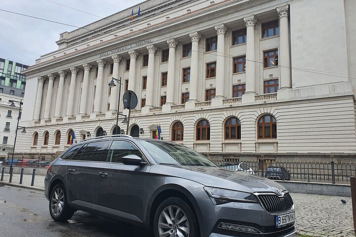Arad to Bucharest - Private Guided Transfer - Car and Driver