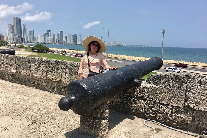 Walking tour of the magical city of Cartagena.