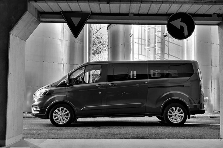 Private Driver to Bucharest from Iasi
