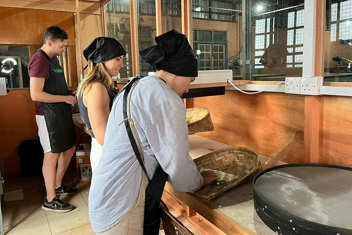 Halpewatte Handmade Tea Tour in Ella Sri Lanka