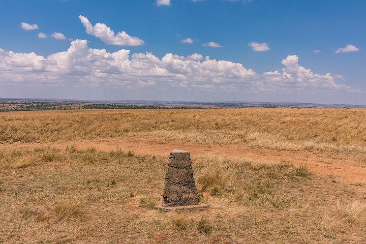 3 days group joining safari to Maasai Mara with a Land Cruiser Jeep